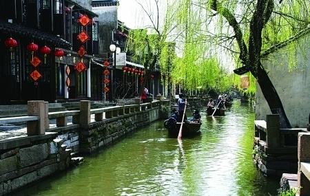 逃离隐秘的洞穴
